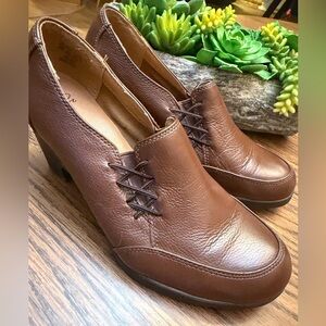 Elegant Brown Leather Heeled shoes for Women